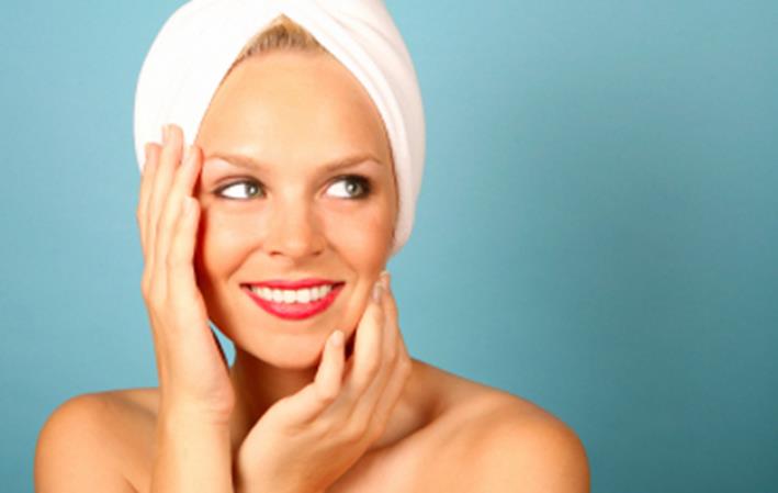 Aprende como exfoliar la cara con exfoliantes caseros naturales