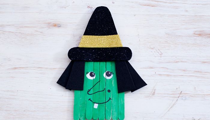 bruja de palitos manualidades de halloween