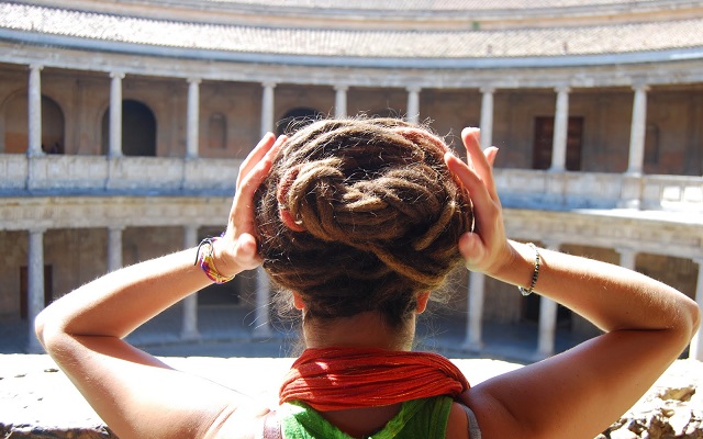 Tutorial : Cómo hacer peinados con rastas paso a paso