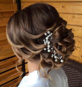 peinados para una boda con perla
