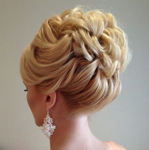 peinados para una boda con cabello corto