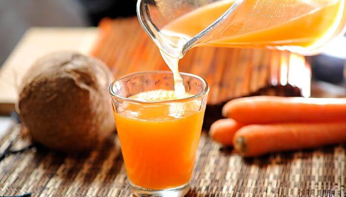 zanahoria y coco para prevenir la caída del cabello